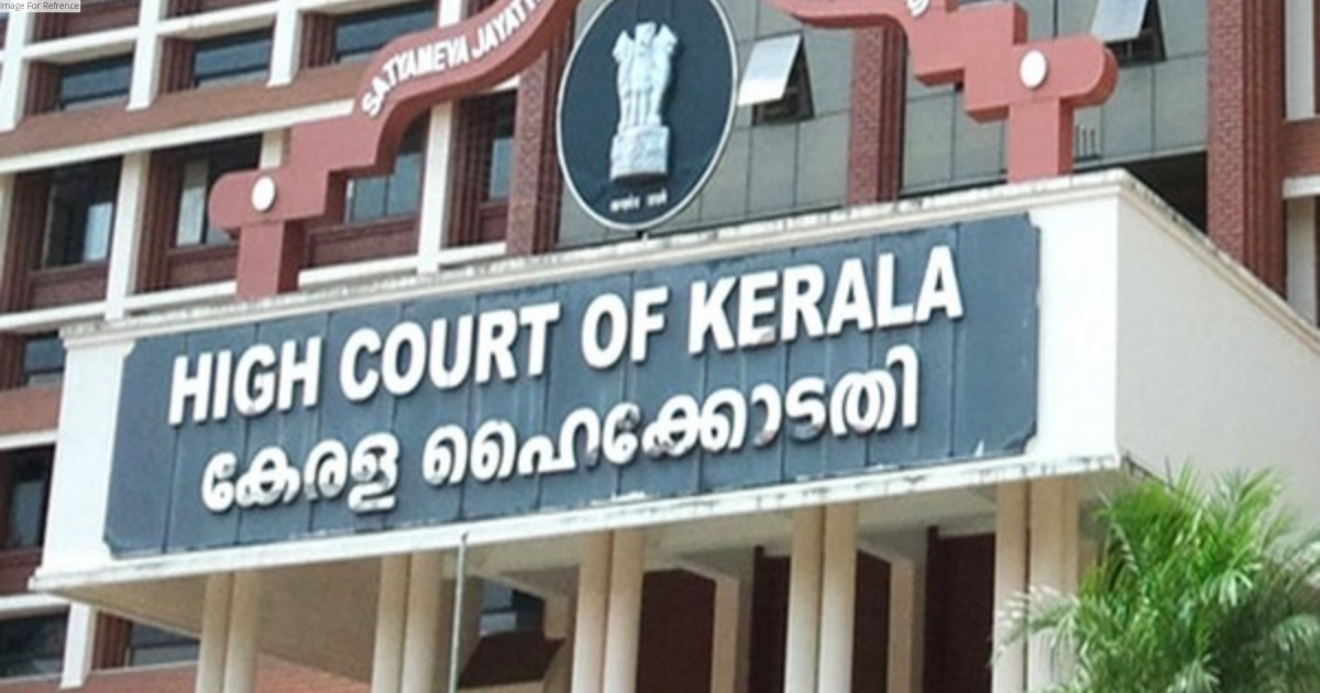 Online news channels publishing sleaze more than news: Kerala HC